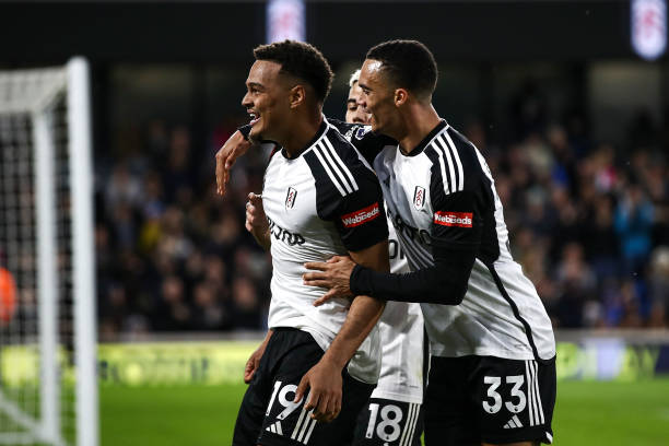 赖某一位球 赖某一位球