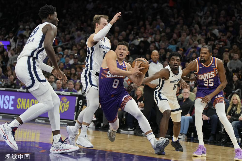 而这次他在 而这次他在